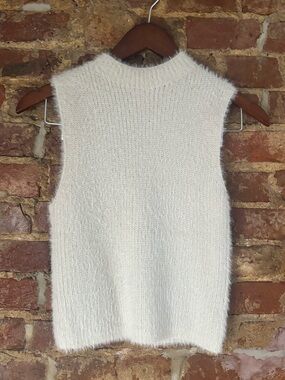 ASOS Miss Selfridge Ivory Knit Sleeveless Sweater